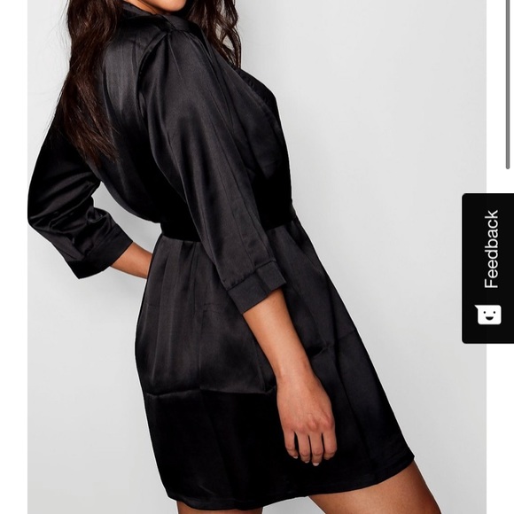 Satin robe - Picture 2 of 3